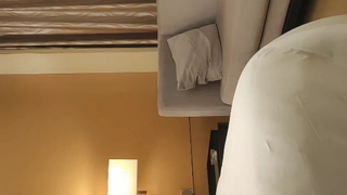 寂寞少妇做SPA按摩抽澳洲留学生的屁股