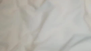 你的共享女友全程露脸丝袜情趣诱惑，平台最骚女主播淫声荡语不断，让小哥草了嘴草骚穴，边草边喷精彩不断