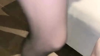-daxiu-颜值不错贫乳萌妹子第三部 剧情演绎被绑手摸奶扣逼舔JJ搞笑对白不要错过